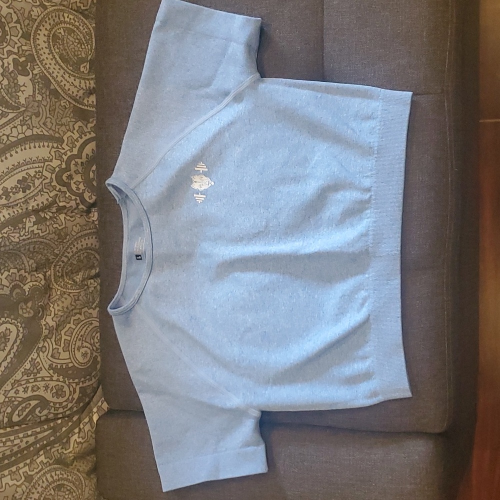 Workout crop top👕 - Picture 2 of 6